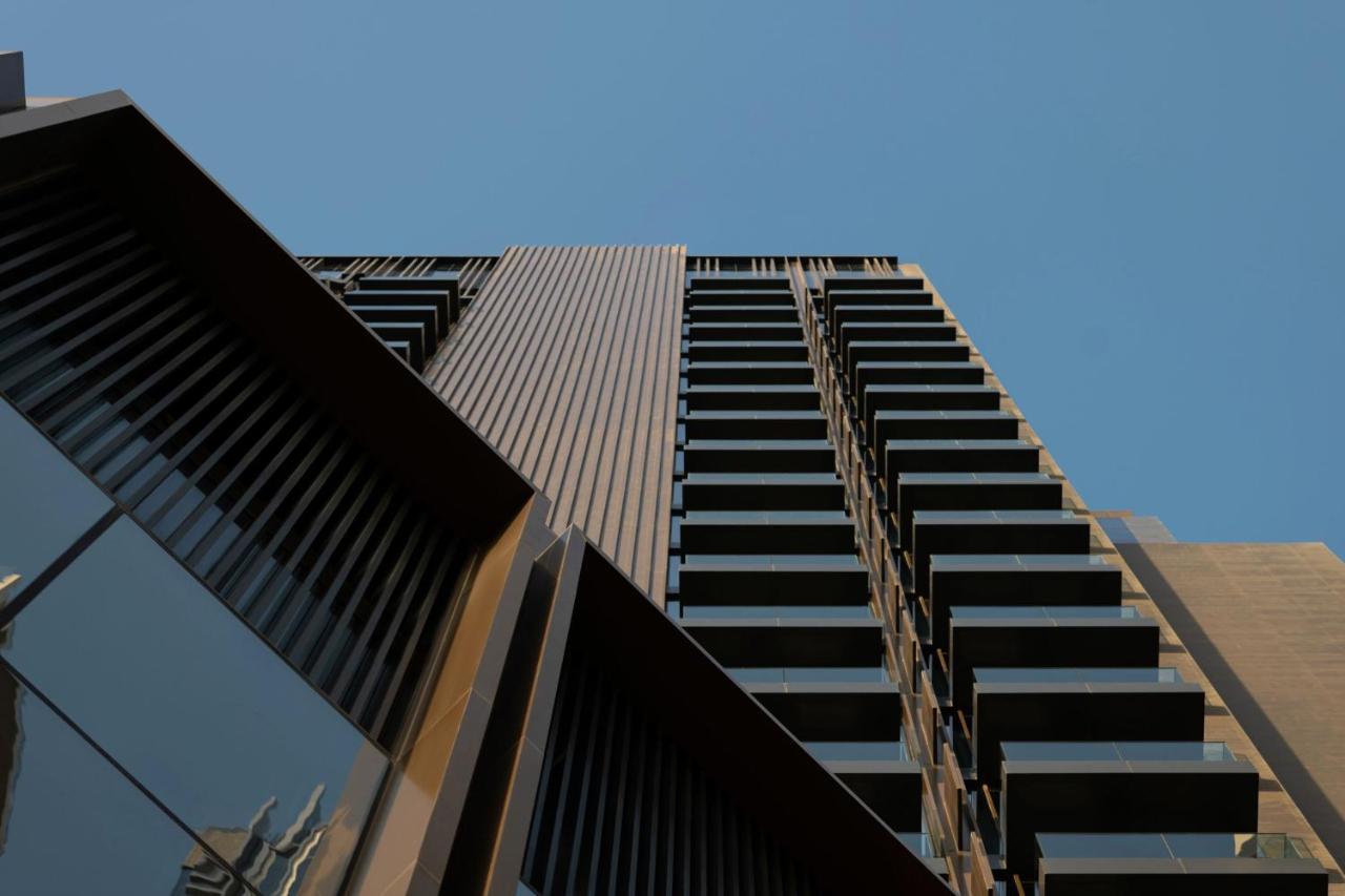 The Dubai Edition Exteriör bild The building's facade