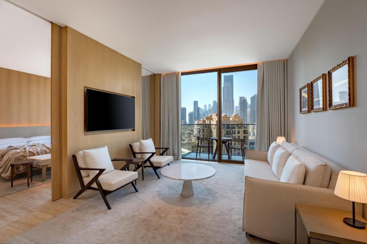 The Dubai Edition Exteriör bild A living room at the hotel