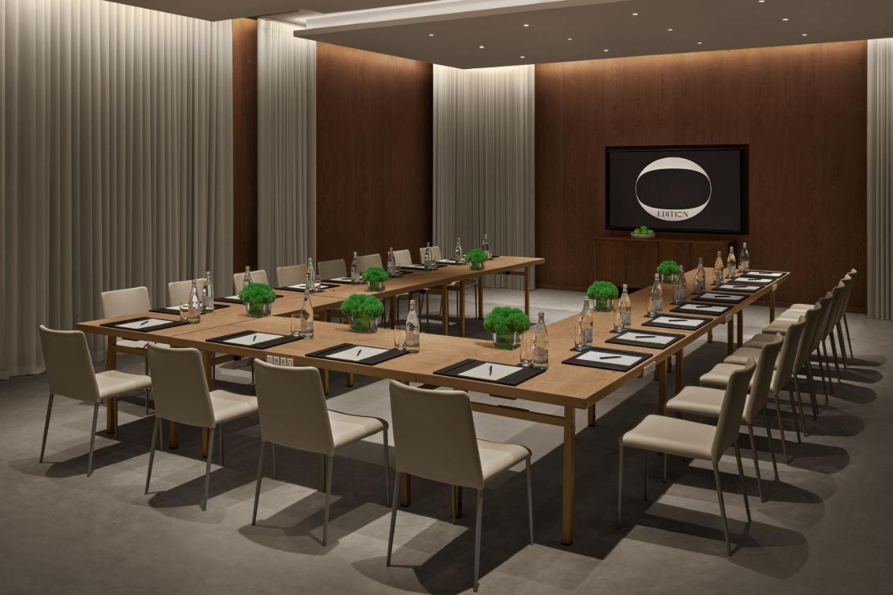 The Dubai Edition Exteriör bild Meeting room